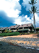front view of Kahana Village Maui condo